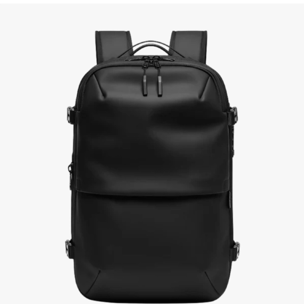 Vortex Vacuum Seal Travel Backpack